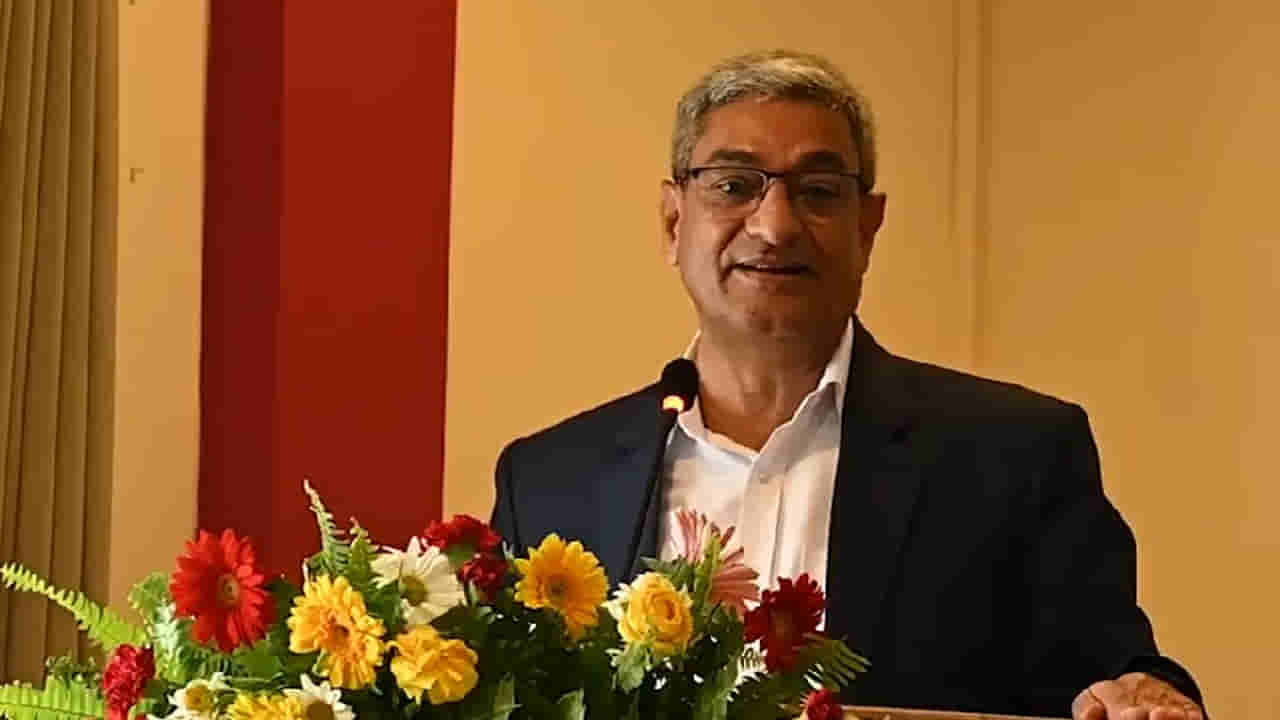 అల్లర్ల ఎఫెక్ట్‌.. హోంమంత్రి రమేష్ లేఖక్ రాజీనామా.. అసలు నేపాల్‌లో ఏం జరుగుతుంది!