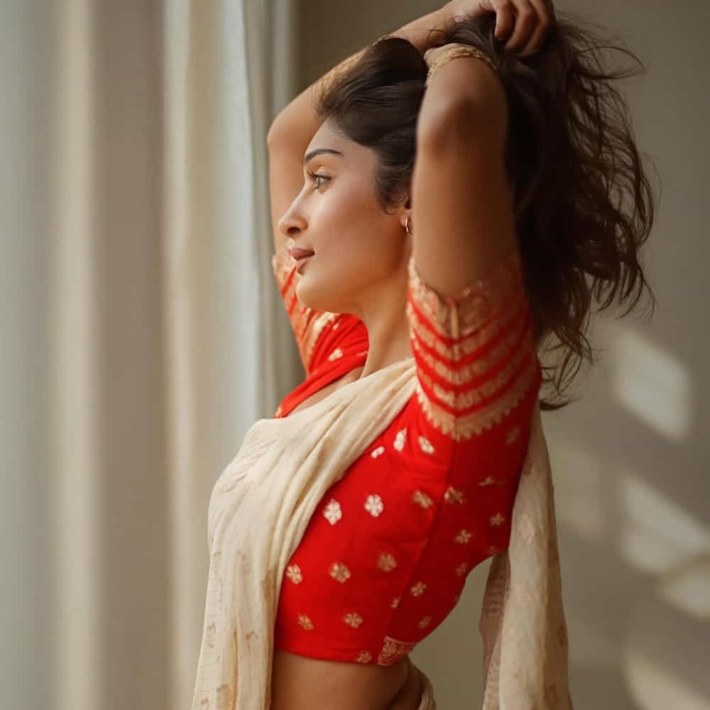 గతంలో ఓ ఇంటర్వ్యూలో నిహారిక మాట్లాడుతూ.. తనకు ఐదేళ్లు ఉన్నప్పుడు మహేష్ బాబుు స్క్రీన్ పై చూశానని.. మురారి సినిమాలోనే మహేష్ బాబును మొదటిసారి చూశానని.. అప్పుడు అతడే తన మొగుడు అని ఫిక్స్ అయినట్లు చెప్పుకొచ్చింది. ఆమె కామెంట్స్ నెట్టింట తెగ వైరలయ్యాయి.