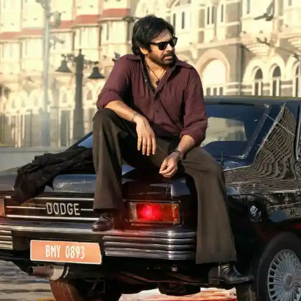 పవర్ స్టార్ పవన్ కళ్యాణ్ ప్రధాన పాత్రలో నటిస్తున్న సినిమా ఓజీ. ఇందులో ప్రియాంక మోహన్ కథానాయికగా నటిస్తున్న సంగతి తెలిసిందే. డైరెక్టర్ సుజిత్ దర్శకత్వం వహిస్తున్న ఈ మూవీపై ఇప్పటికే మంచి అంచనాలు నెలకొన్నాయి. ఈ సినిమా సెప్టెంబర్ 25న రిలీజ్ కానుంది.