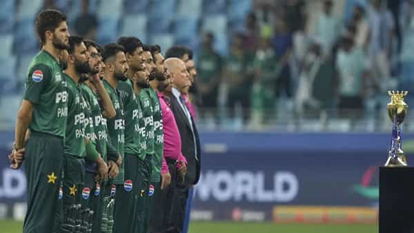 Pakistan : మీ కక్కుర్తి పాడుగానూ.. ప్లేయర్ల జెర్సీలోనూ అవినీతి.. పీసీబీపై మాజీ క్రికెటర్ సంచలన ఆరోపణలు!