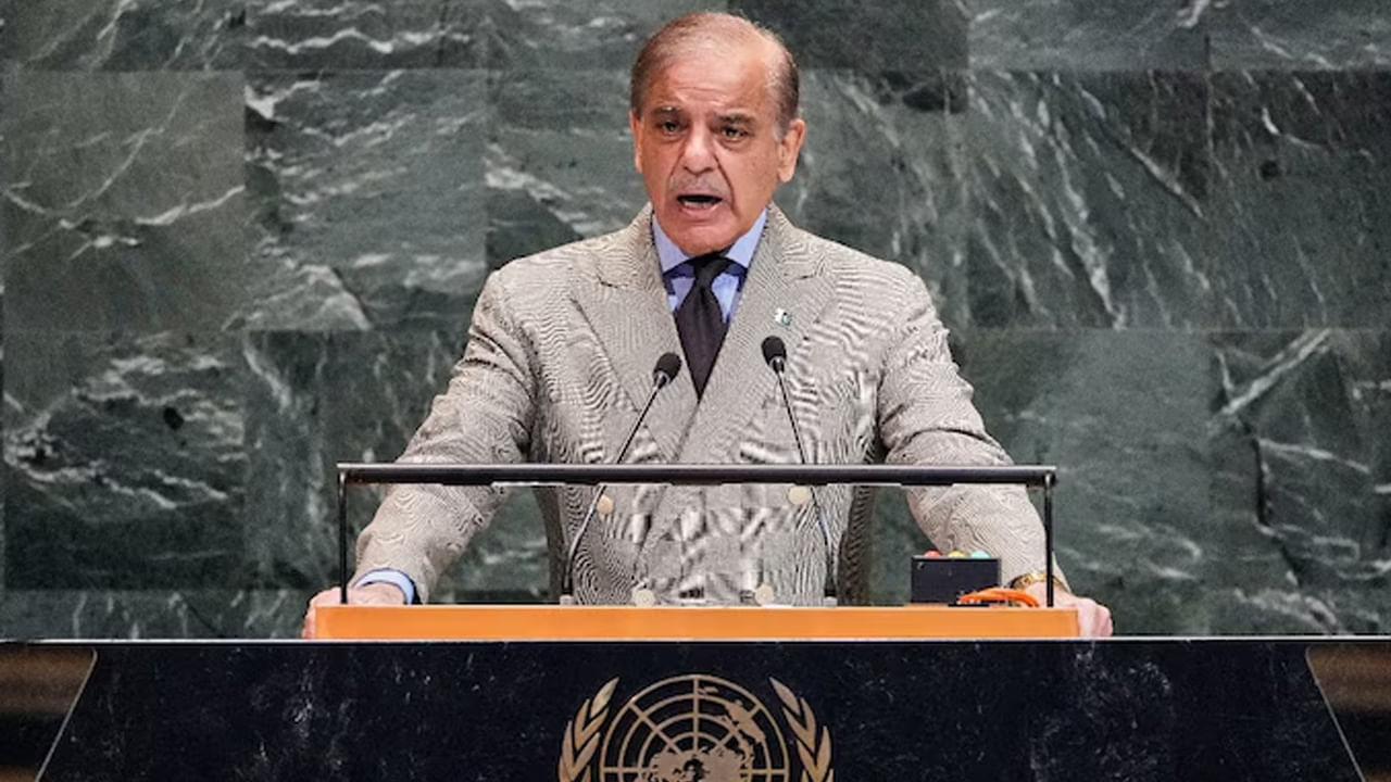 ఐక్యరాజ్యసమితిలో పాక్ ప్రధాని ముసలి కన్నీరు..! అసలు విషయం వదిలేసి.. భారత్పై విషం చిమ్మే కుట్ర!