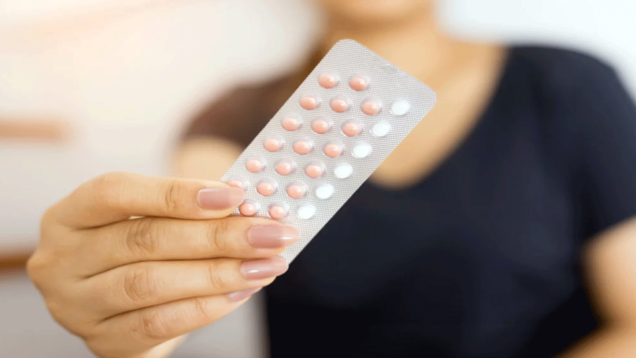 పిరియడ్స్ ఆలస్యం అవ్వాలని మాత్రలు వేసుకుంటున్నారా..? 18ఏళ్ల ఇంజనీరింగ్ విద్యార్థిని మృతి..