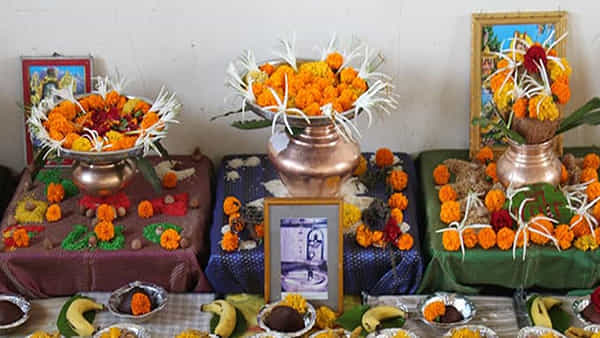 Pitra Dosh 2025: జాతకంలో పితృ దోషం ఉందా.. ఈ పరిహారాలతో పితృదేవతల ఆశీస్సులు మీ సొంతం