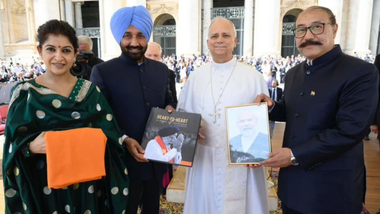 ప్రధాని మోదీకి శుభాకాంక్షలు వెల్లువ.. ఆశీర్వదించిన పోప్ లియో XIV