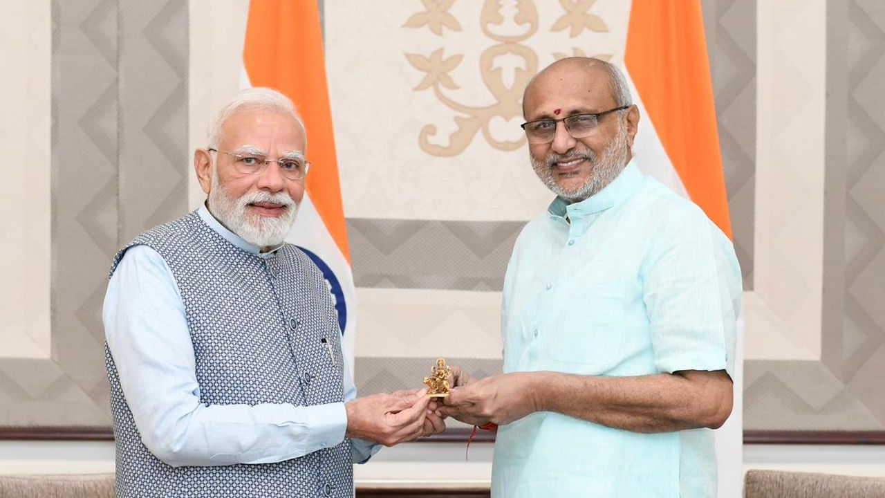 PM Modi: ఉపరాష్ట్రపతి సి.పి. రాధాకృష్ణన్‌తో ప్రధాని మోదీ మర్యాదపూర్వక భేటీ
