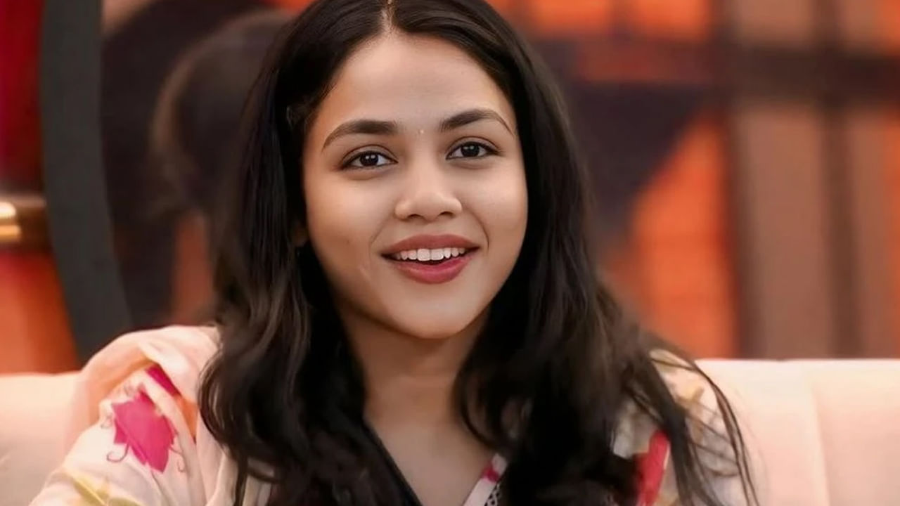 ఈ మద్య సోషల్ మీడియాలో ఎక్కడ చూసిన ఈ బ్యూటీకి సంబంధించిన అనేక వార్తలు వైరల్ అవుతున్నాయి. ఈ క్రమంలోనే ప్రియా శెట్టికి సంబంధించిన ఓ క్రేజీ న్యూస్ నెట్టింట హల్ చల్ చేస్తుంది. అది ఏమిటంటే? హౌజ్‌లో కామనర్‌గా అడుగు పెట్టిన ప్రియా శెట్టి ఓ సినిమాకు ఆడిషన్ ఇవ్వడమే కాకుండా, ఓ స్టార్ హీరో సినిమాలో ఛాన్స్ కొట్టేసిందంట. కానీ చివరి నిమిషంలో ఆ సినిమాలో నటించే ఛాన్స్ మిస్ చేసుకుందంట. ఇంతకీ ఆ హీరో ఎవరంటే.