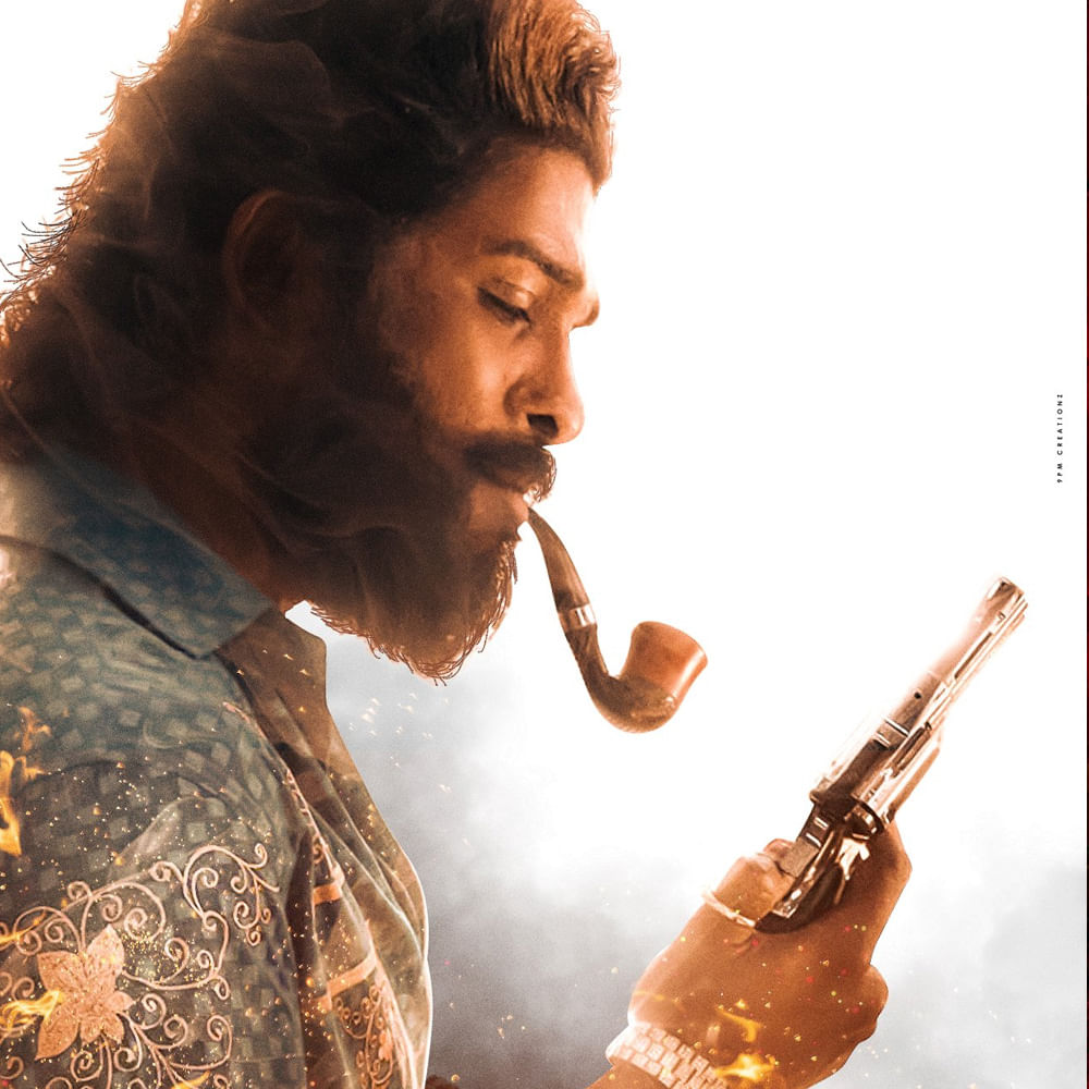 పుష్ప 2 అంతా బానే ఉన్నా.. కొన్ని ప్రశ్నలు మాత్రం ఫ్యాన్స్, ఆడియన్స్‌ను వేధిస్తున్నాయి. పార్ట్ 3 కోసం వాటిని అలాగే దాచేసారు సుకుమార్. అప్పట్లో వచ్చిన Where Is Pushpa టీజర్‌లోని ఒక్క షాట్ కూడా పుష్ప2 రూల్‌లో కనబడలేదు. 