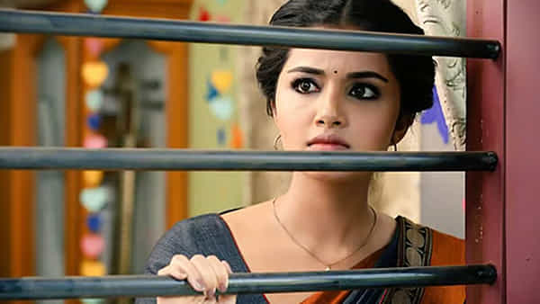 Cinema: బాబోయ్.. ఆరేళ్లుగా ఓటీటీలో దుమ్మురేపుతున్న తెలుగు సస్పెన్స్ థ్రిల్లర్.. క్లైమాక్స్ చూస్తే ..