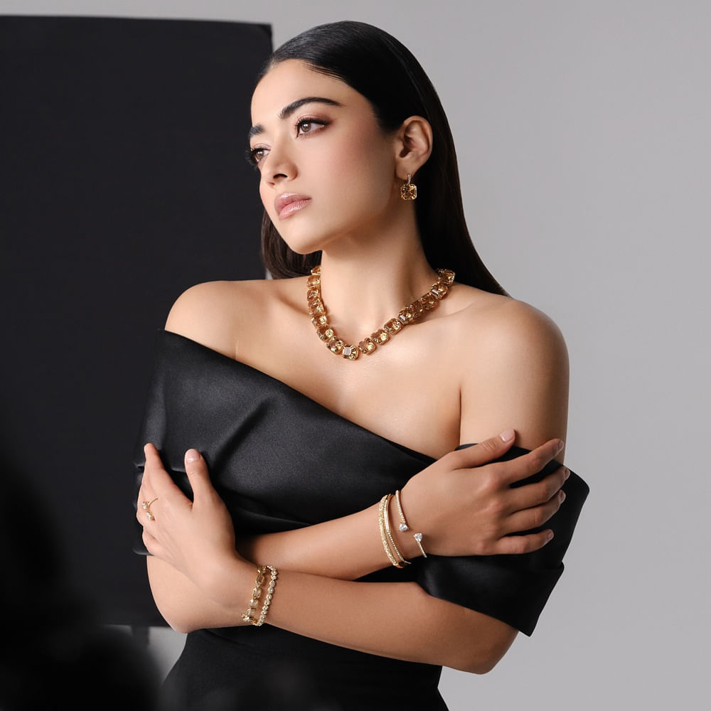 రష్మిక హవా మామూలుగా లేదు. సైలెంట్‌గా వచ్చి సక్సెస్‌ అయ్యారు ఈ లేడీ. ఇప్పుడు ఆ సక్సెస్‌ని నిలబెట్టుకునే ప్రయత్నాల్లో బిజీగా ఉన్నారు. నార్త్, సౌత్‌ తేడా లేకుండా వరుసగా సినిమాలు చేసుకుంటూ ముందుకెళ్తున్నారు మిస్‌ నేషనల్‌ క్రష్‌. 