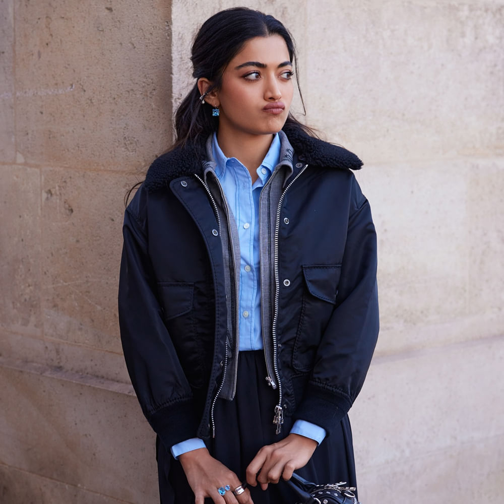 విజయ్‌ దేవరకొండతోనే కాదు... టాలీవుడ్‌లో అల్లు అర్జున్‌తోనూ సూపర్‌ సక్సెస్‌ చూశారు సిల్వర్‌ స్క్రీన్‌ శ్రీవల్లి. బ్యాక్‌ టు బ్యాక్‌ పుష్ప మూవీస్‌తో మెప్పించింది వీరి కాంబో. నెక్స్ట్ పుష్ప3 కూడా ఉందని సుకుమార్‌ గ్రీన్‌సిగ్నల్‌ ఇచ్చేయడంతో... ఎంత త్వరగా ఈ కాంబోని స్క్రీన్స్ మీద చూస్తామా అని వెయిట్‌ చేస్తున్నారు ఆడియన్స్. 