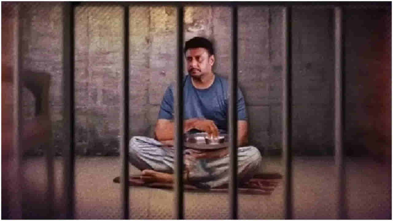 హీరో దర్శన్కు మరణ శిక్ష విధించాలి.. కోర్టులో వ్యక్తి డిమాండ్!