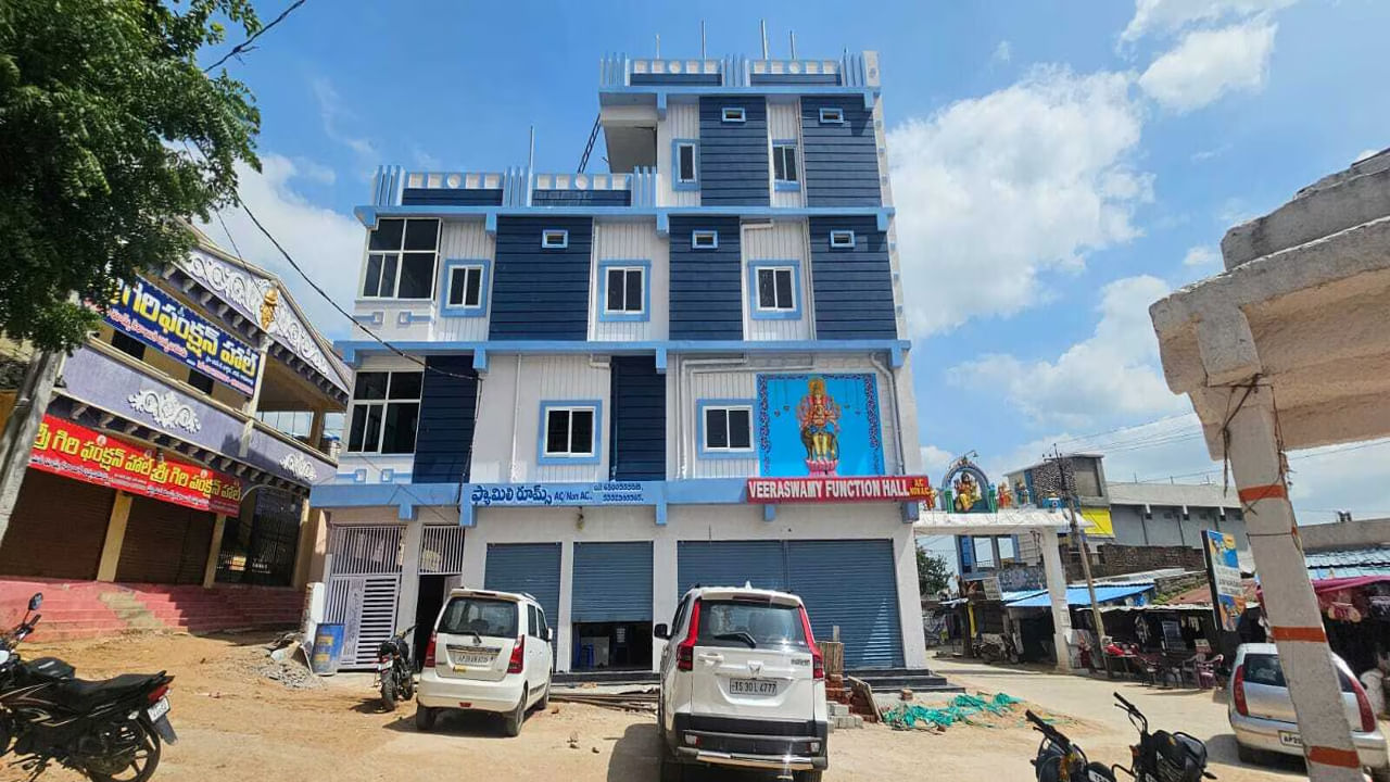 Telangana: గుట్టపైకి వెళ్లిన ముగ్గురు అమ్మాయిలు, ముగ్గురు యువకులు.. ఆ తర్వాత సీన్ ఇది