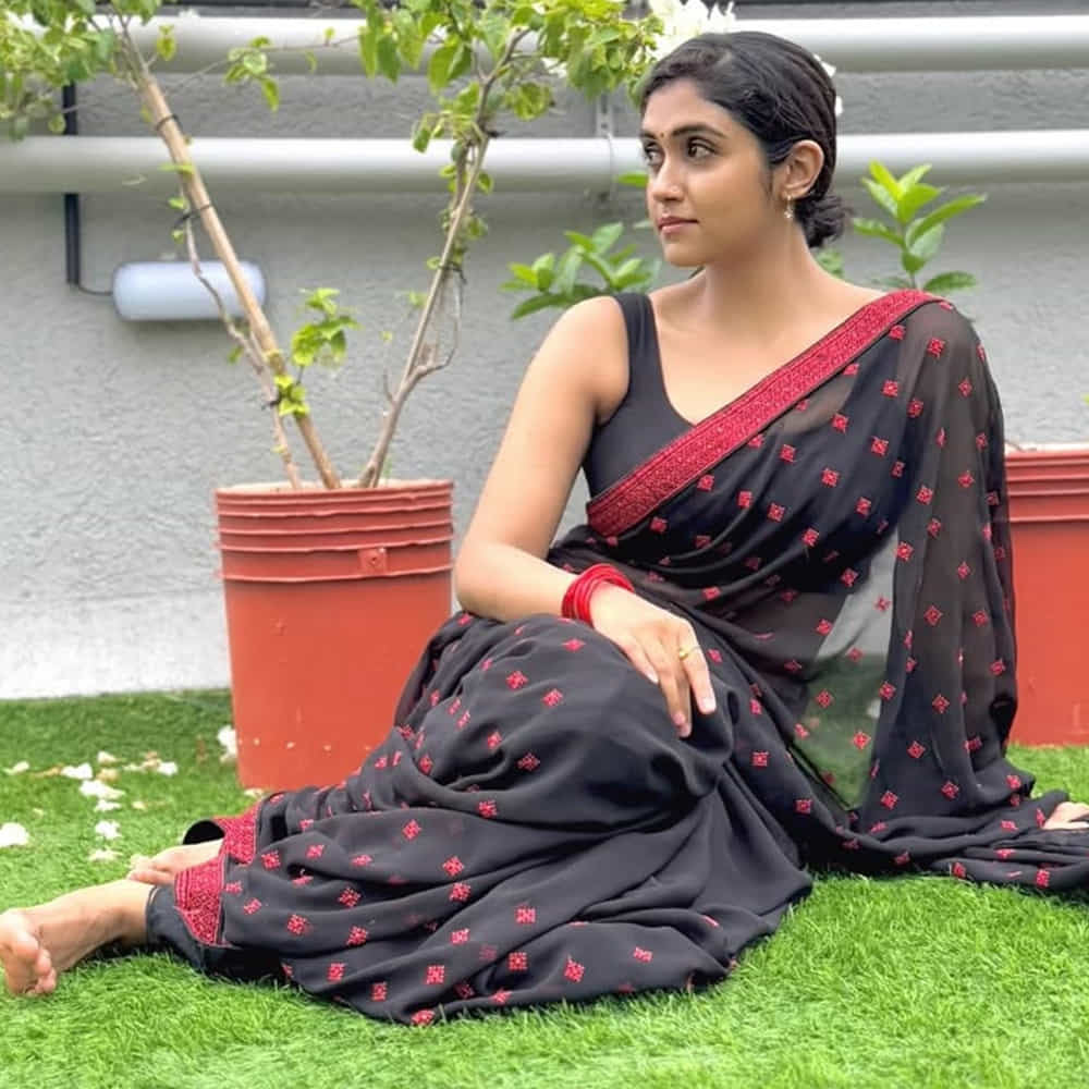 రింకు రాజ్ గురు, ఆకాష్ తోసర్ తమ మొదటి సినిమాతోనే స్టార్ డమ్ సంపాదించుకున్నారు. డైరెక్టర్ నాగరాజ్ మంజులే తెరకెక్కించిన ఈ చిత్రానికి జనాలు ఎక్కువగా కనెక్ట్ అయ్యారు. రింకు రాజ్ గురు త్వరలోనే దక్షిణాది సినిమాల్లోకి ఎంట్రీ ఇవ్వబోతుందని ప్రచారం జరిగింది. కానీ ఇప్పటివరకు అధికారిక ప్రకటన రాలేదు.