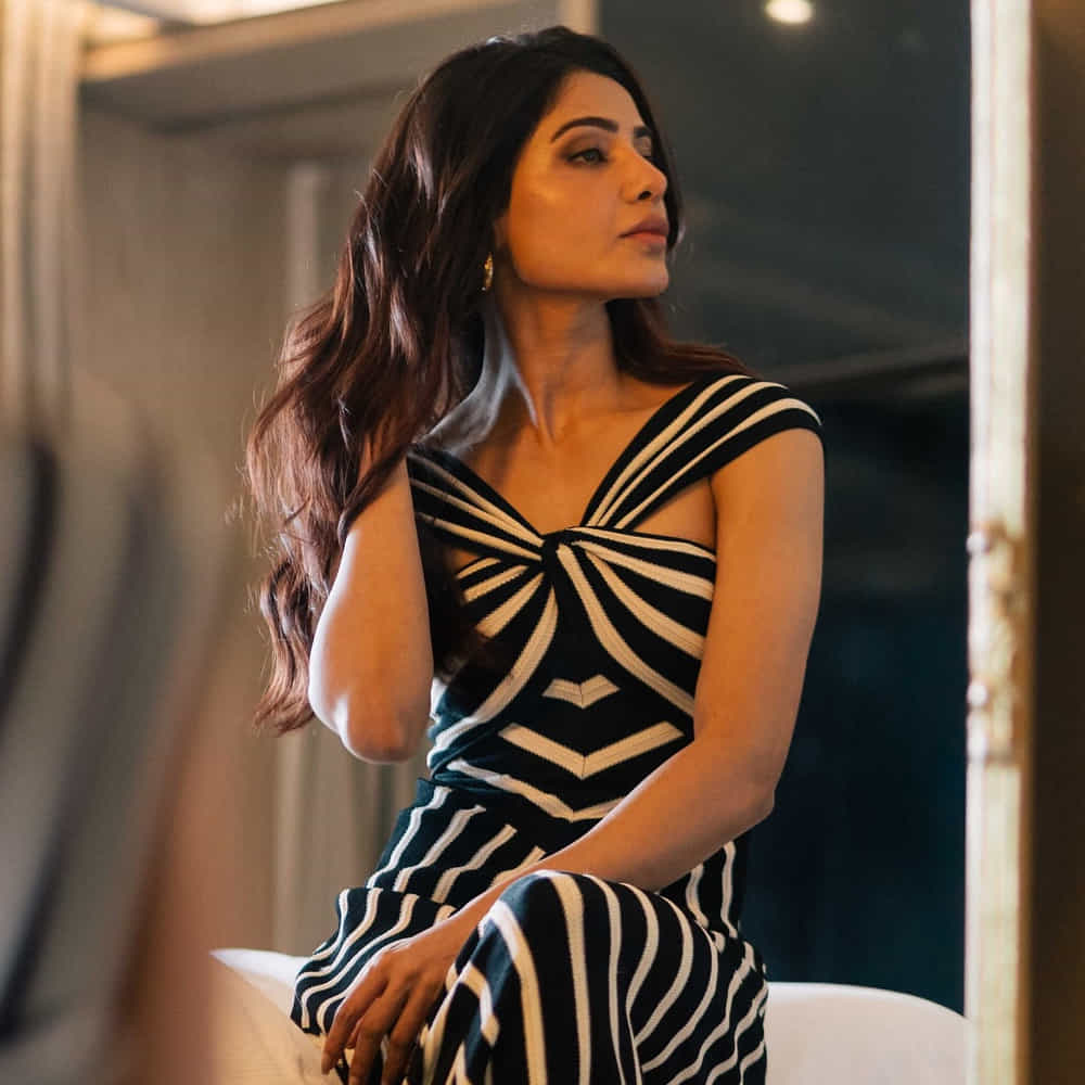 రెండేళ్ల కింద విజయ్ దేవరకొండ ఖుషీ సినిమాలో నటించాక.. తెలుగులో కనిపించడమే మానేసారు స్యామ్. ప్రస్తుతం ఈమెపై క్రేజీ రూమర్స్ వస్తున్నాయి. కొన్నేళ్లుగా బాలీవుడ్ దర్శకుడు రాజ్ నిడిమోరుతో సమంత డేట్ చేస్తున్నట్లు ప్రచారం జరుగుతుంది.