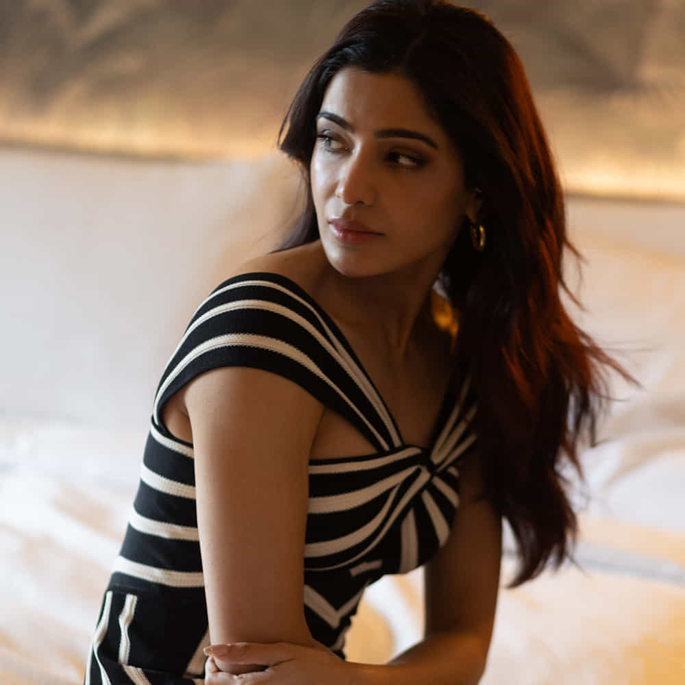 ఈ వీడియో వైరల్ అవుతుందిప్పుడు. ప్రస్తుతం స్యామ్ నటిస్తున్న రక్త్ బ్రహ్మాండ్ తెరకెక్కిస్తున్నది రాజ్ డికే ద్వయమే. ఇదంతా చూస్తుంటే తాను సింగిల్ కాదని స్యామ్ హింట్ ఇస్తున్నట్లే అనిపిస్తుంది.