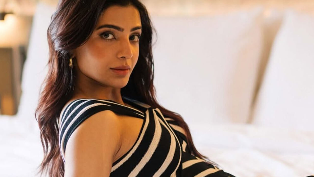 సమంత మాట్లాడుతూ.. కల కనడం అనేది సహజం. ప్రతి ఒక్కరూ కల కంటారు. కానీ ఆ కలను నిజం చేసుకోవడం అనేది పెద్ద సాహసం. నేను ఒక చిన్న పట్టణం నుంచి వచ్చి, నా కలను సాకారం చేసుకున్నాను.  నేను ఇప్పుడు ఒక స్టార్‌గా ఎదిగాను, నాకు ఇంత పాపులారిటీ వచ్చిందంటే, అది నా ఒక్కరిదే కాదు అంటూ ఆమె పేర్కొంది.