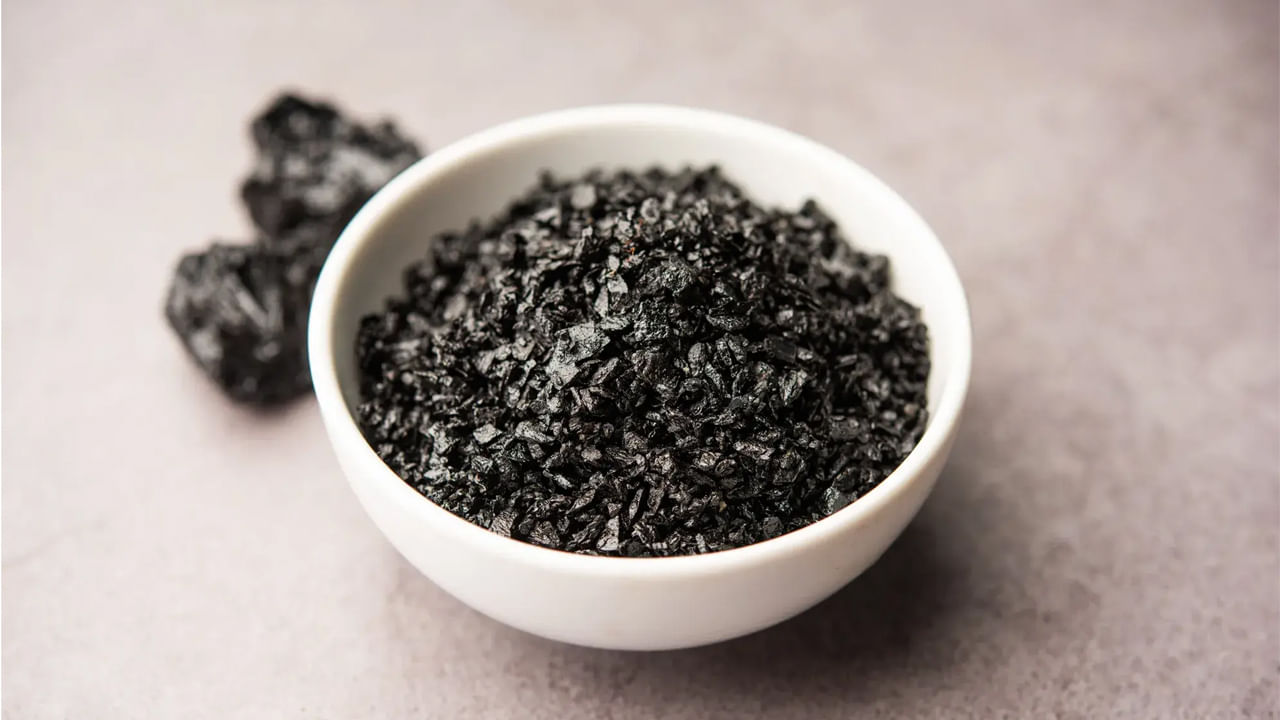 Shilajit: శిలాజిత్ను వాడుతున్నారా?.. ఈ మూడు తప్పులను అస్సలూ చేయకండి! Shilajit: శిలాజిత్ను వాడుతున్నారా?.. ఈ మూడు తప్పులను అస్సలూ చేయకండి!
