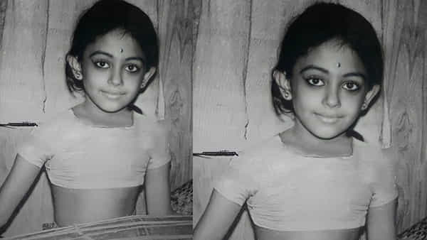 Actress: చిరంజీవి, బాలకృష్ణతో సూపర్ హిట్ సినిమాలు.. 55 ఏళ్ల వయసులోనూ స్టిల్ సింగల్.. ఇప్పటికీ యూత్లో యమ క్రేజ్..