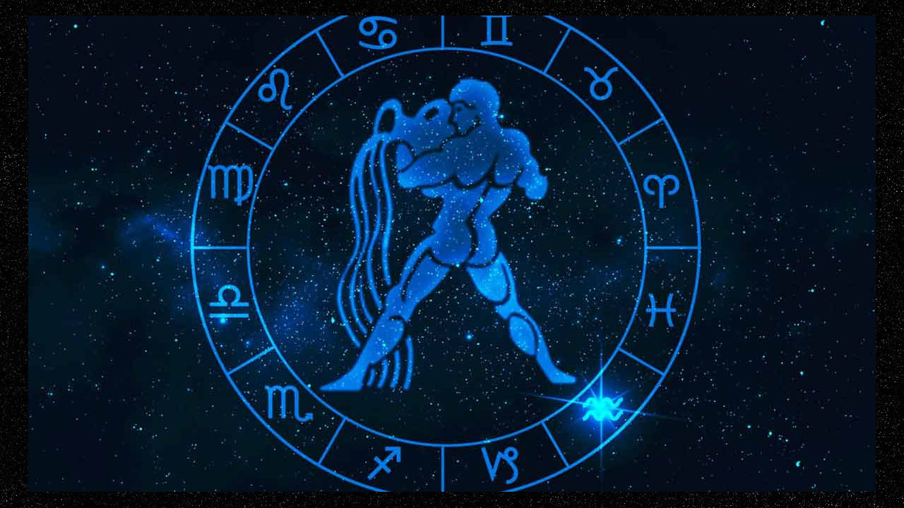 కుంభ రాశి : కుంభ రాశి వారికి చాలా అద్భుతంగా ఉండబోతుంది. ఆర్థికంగా, ఆరోగ్యపరంగా బాగుంటుంది. ఉద్యోగంలో ఉన్న వారికి పేరు ప్రఖ్యాతలు లభిస్తాయి. ఇంటా బయట సానుకూల ప్రభావం ఉంటుంది. ఆకస్మిక ధనలాభం కలుగుతుంది. నిరుద్యోగులకు ఉద్యోగం వస్తుంది. చాలా ఆనందంగా గడుపుతారు.