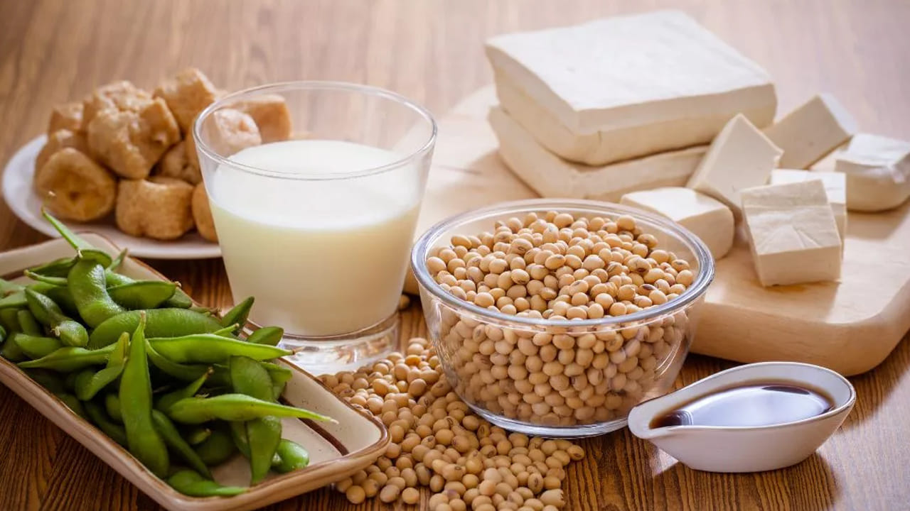 Soya Health Benefits: సోయా నిజంగా ఆరోగ్యకరమైనదేనా..? తరచూ తింటే శరీరంలో జరిగేది ఇదే..!