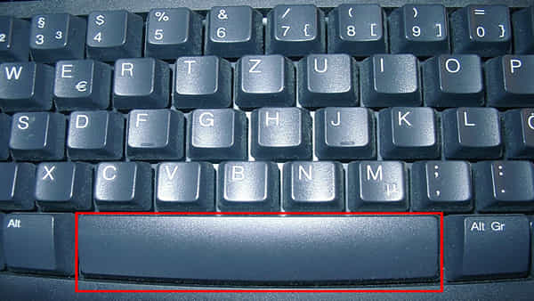 Spacebar: కీబోర్డ్లోని స్పేస్బార్ ఎందుకు అంత పెద్దదిగా ఉంటుందో తెలుసా..? అసలు విషయం తెలిస్తే ఔరా అనాల్సిందే..!