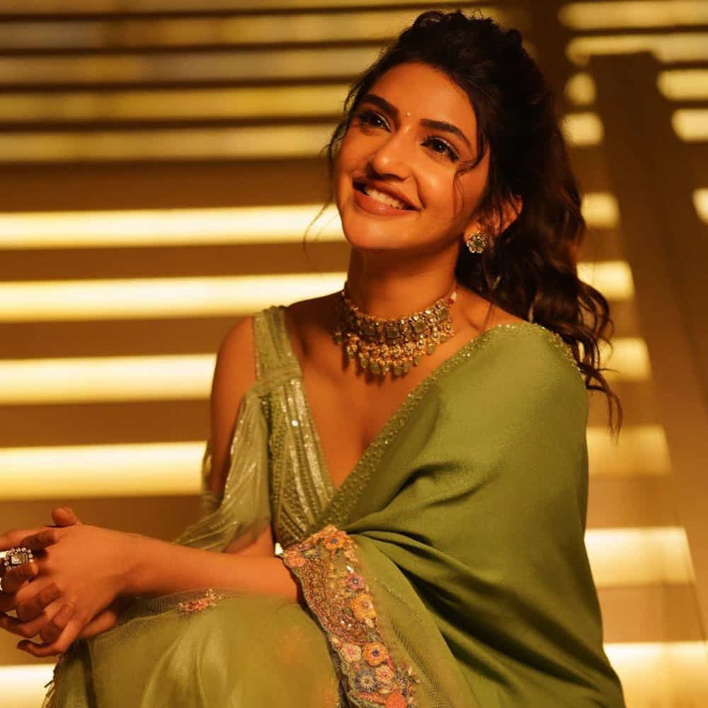 ప్రస్తుతం హిందీలో కార్తిక్ ఆర్యన్ సినిమాతో పాటు తమిళంలో శివకార్తికేయన్‌తో పరాశక్తిలో నటిస్తున్నారు శ్రీలీల. ఈ లెక్కన నచ్చే కథ వస్తే గానీ తెలుగులో శ్రీలీలను చూడలేరేమో అభిమానులు..? కాకపోతే ఆ లోపే మాస్ జాతరతో ఓసారి పలకరించనున్నారు ఈ బ్యూటీ.
