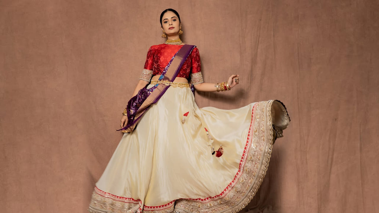 అందాల ముద్దుగుమ్మ యాంకర్ శ్రీముఖి గురించి ప్రత్యేకంగా చెప్పాల్సిన పని లేదు. అందం, అభినయం ఈ ముద్దుగుమ్మ సొంతం. ప్రస్తుతం ఈ బ్యూటీ తెలుగులో టాప్ యాంకర్లలో ఒకరిగా కొనసాగుతుంది. వరసగా షోలు చేస్తూ ఫుల్ బిజీగా గడిపేస్తుంది.