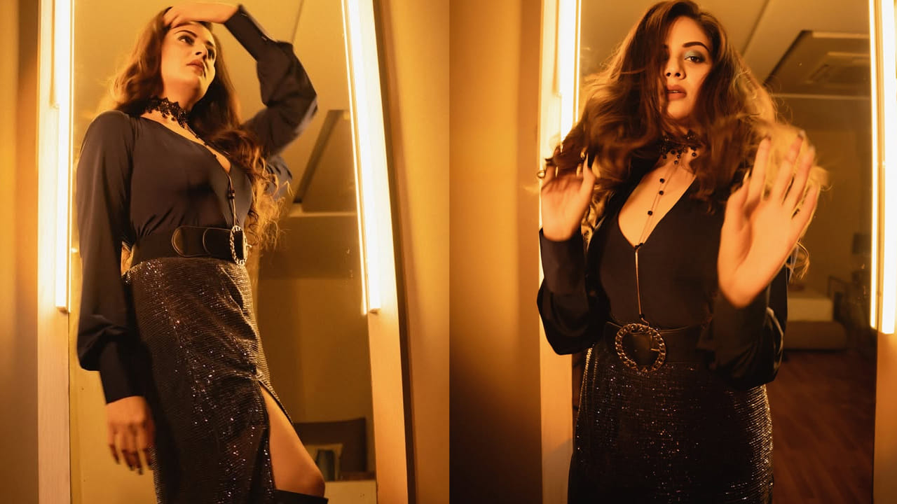 అంతకు ముందు బిగ్ బాస్ షోలో పాల్గొన్న శ్రీముఖి తన ఆట తీరుతో జనాలను ఆకట్టుకుంది. ఈ షోలో రన్నరప్ గా నిలిచింది. ఆ తర్వాత వరుసగా రియాల్టీ షోలకు, ప్రోగ్రామ్స్ కు హోస్టింగ్ చేస్తూ బిజీగా ఉంటుం