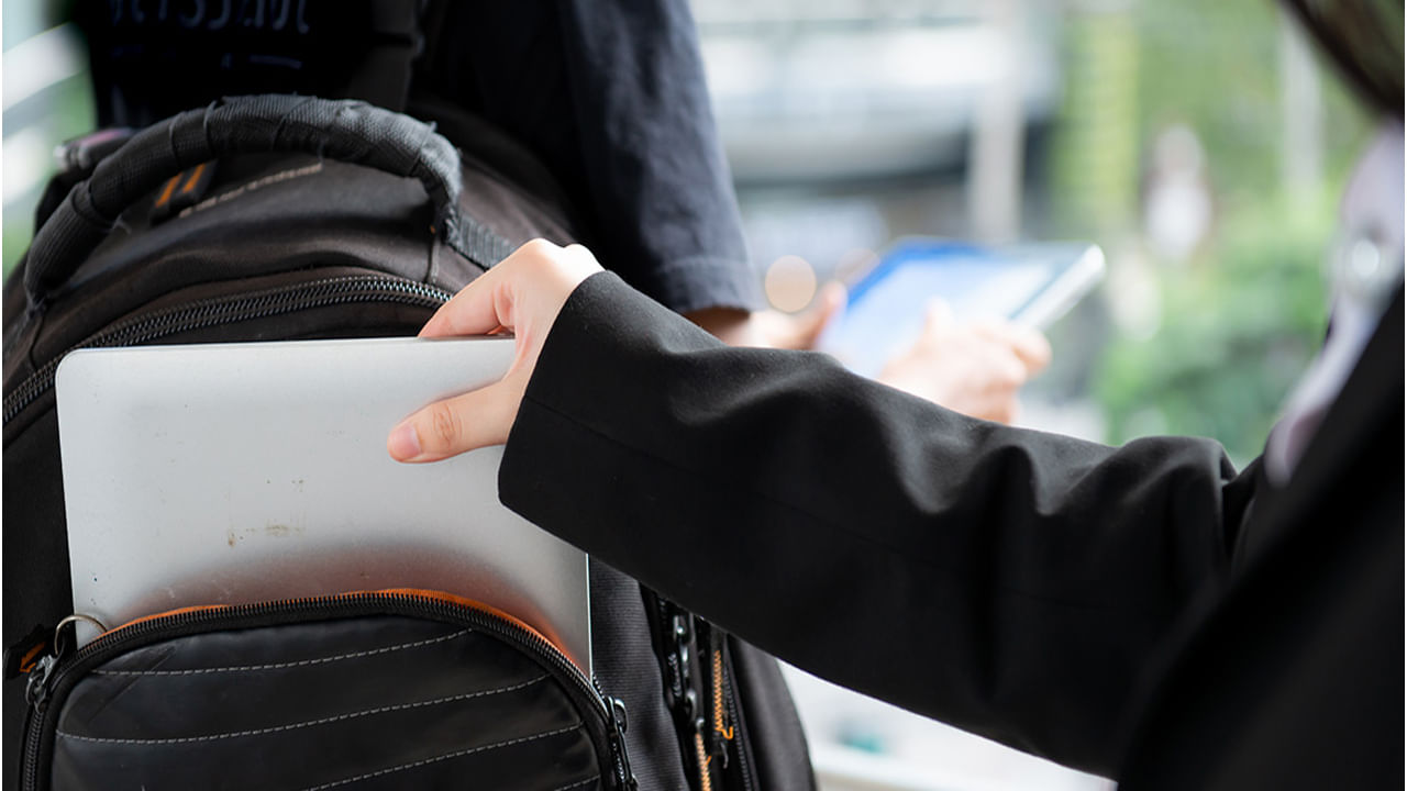 Tech Tips: ఏంటి గురూ ల్యాప్టాప్ పోయిందా.. టెన్షన్ వద్దు.. ఇలా ఈజీగా కనిపెట్టొచ్చు!