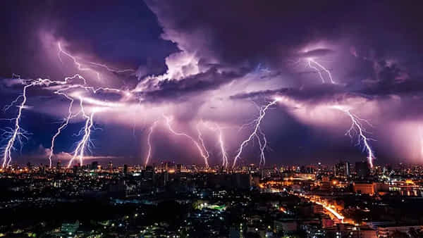Rain Alert: అబ్బబ్బ.! వచ్చే 2 రోజులు వర్షాలే వర్షాలు.. ఉరుములు, పిడుగులతో..