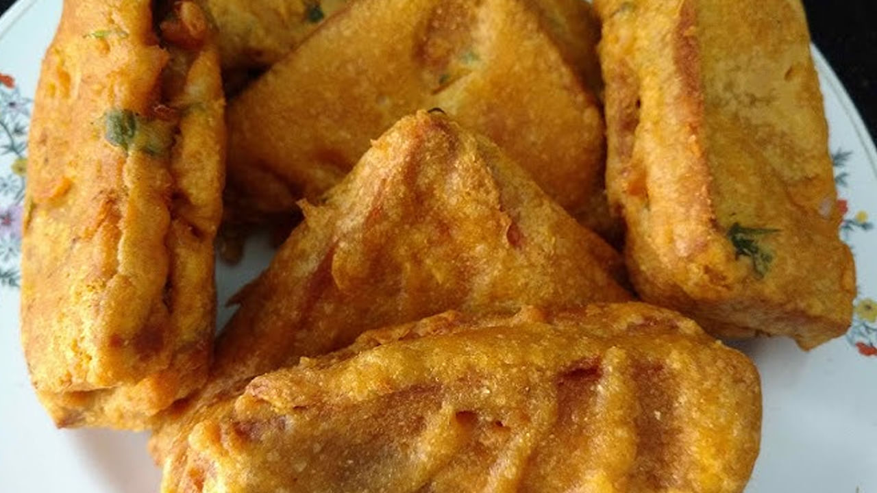 అదే విధంగా ఉదయం టిఫిన్‌గా పూరీ, సమోసా, ఆనియన్ పకోడి, బ్రెడ్ పకోడి, బ్రెడ్ ఆమ్లేట్ అస్సలే తీసుకోకూడదంట. ఇలా తీసుకుంటే అనారోగ్య సమస్యలు అధికం అవుతాయంట. ఇందులో అనారోగ్యకరమైన కొవ్వులు ఎక్కువ మోతాదులో ఉండటం, అసలు పోషకాలే ఉండకపోవడం వలన వీటిని టిఫిన్‌గా తీసుకున్న ఎలాంటి ఫలితం ఉండదు, జీర్ణక్రియ దెబ్బతింటుందని చెబుతున్నారు నిపుణులు.