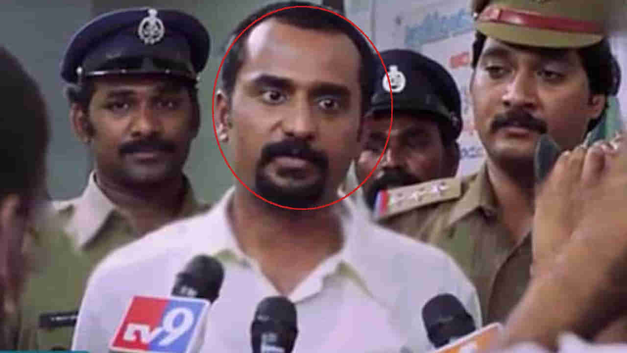 మెకానికల్ ఇంజినీరింగ్‌లో మాస్టర్స్.. దిగ్గజ సంస్థలో జాబ్.. ఇప్పుడు టాలీవుడ్ సంచలనం.. ఎవరో గుర్తు పట్టారా?