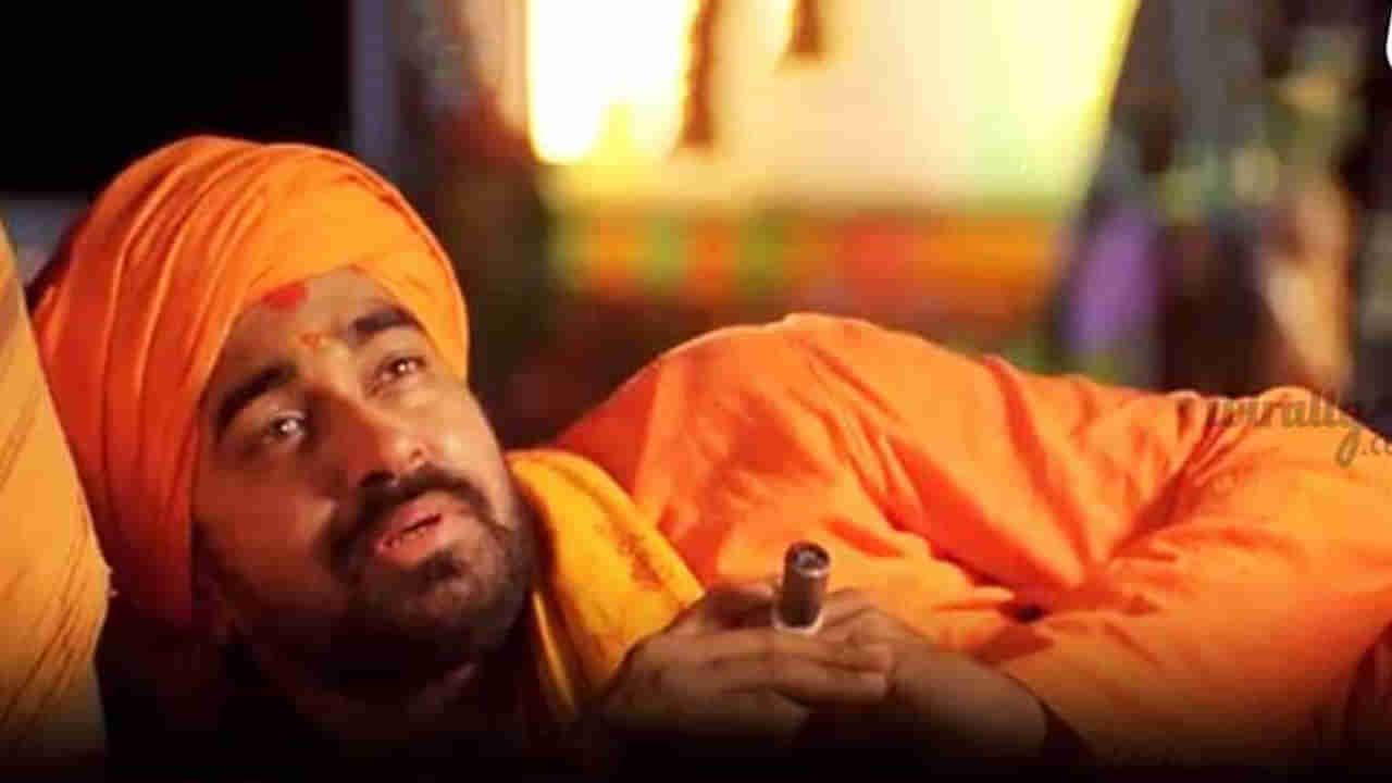 Vedam Movie: అల్లు అర్జున్ వేదంలో నటించిన ఈ ఫేమస్ డైరెక్టర్‌ను గుర్తు పట్టారా? బాలయ్య, పవన్‌లతో సినిమాలు