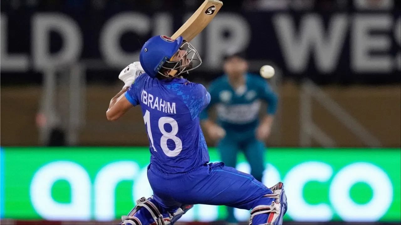AFG vs BAN : ఆఫ్ఘనిస్తాన్ వన్డే చరిత్రలో రెండో అతిపెద్ద విజయం.. 200 పరుగుల తేడాతో బంగ్లాదేశ్ చిత్తు