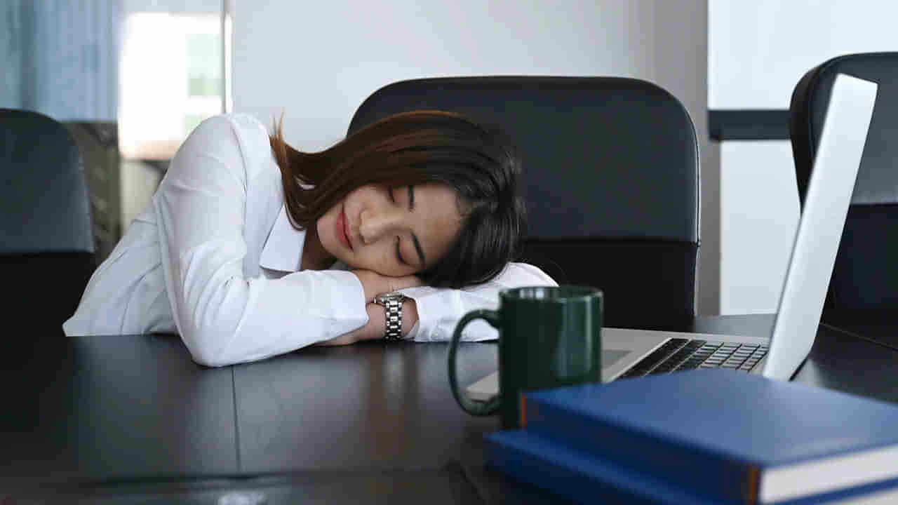 Afternoon Nap: మధ్యాహ్న భోజనం తర్వాత కునుకు ఆరోగ్యానికి మంచిదేనా?