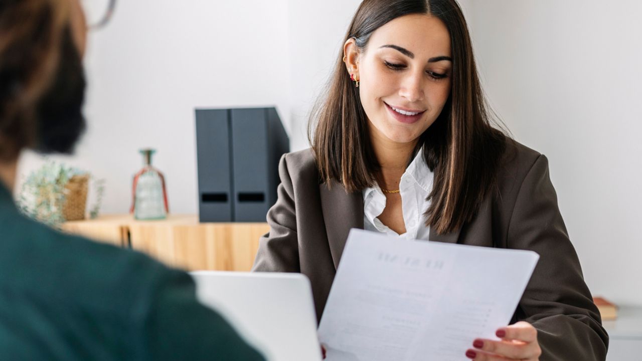 AI tools: ఈ ఏఐ టూల్స్‌తో రెజ్యూమె చేస్తే.. జాబ్ పక్కా!