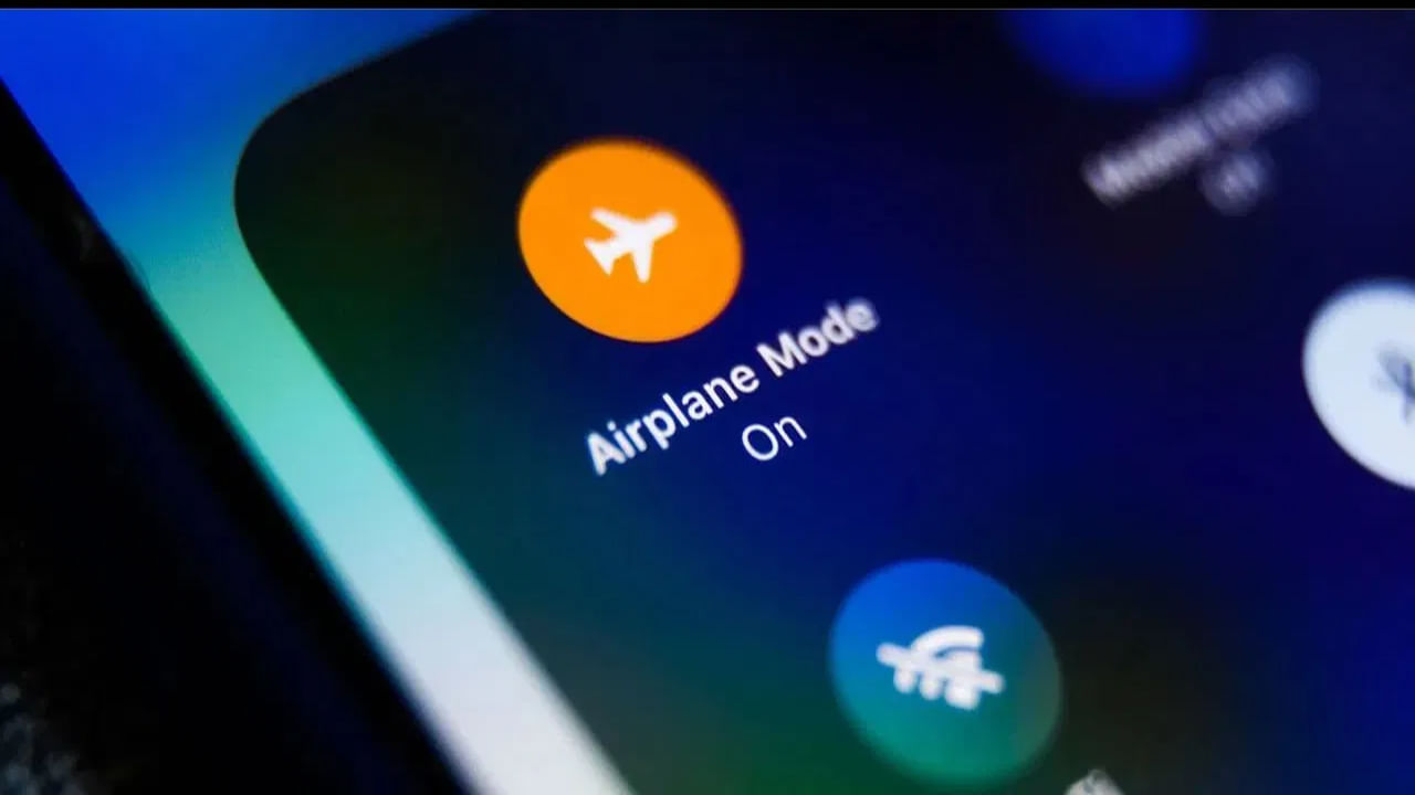 Flight Mode: మొబైల్‌లో ఫ్లైట్ మోడ్‌తో ఇన్ని ఉపయోగాలు ఉంటాయని మీకు తెలుసా?
