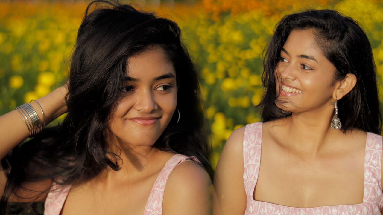 అందాల ముద్దుగుమ్మ  అనన్య శర్మ గురించి ప్రత్యేకంగా చెప్పాల్సిన పని లేదు. ఈ బ్యూటీ చాయ్ బిస్కెట్, బాయిస్ ఫార్ముల ఛానెల్స్‌లోని షార్ట్ ఫిలిమ్స్‌తో మంచి పాపులారిటీ సంపాదించుకుంది. ముఖ్యంగా 30 వెడ్స్ 21 వెబ్ సిరీస్‌లో ఈమె నటనకు అందరూ ఫిదా అయిపోయారు. ఈ సిరీస్‌తోనే తనకంటూ ఓ స్పెషల్ ఇమేజ్ క్రియేట్ చేసుకుంది ఈ బ్యూటీ.