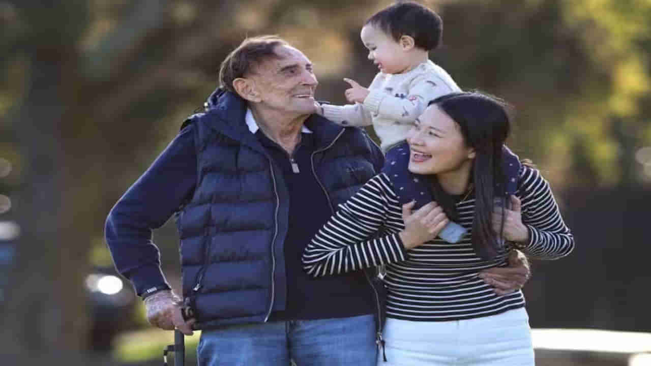 93 ఏళ్ల వయసులో తండ్రైన వృద్దుడు.. మళ్ళీ బిడ్డని కోరుకుంటున్నాడు..