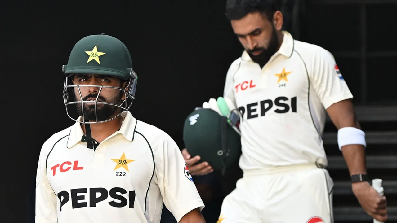 Babar Azam: ఓరే ఆజామూ, ఇక మారవా.. లాహోర్లో ఘోర తప్పిదం.. కట్చేస్తే.. మైదానం నుంచి ఔట్..