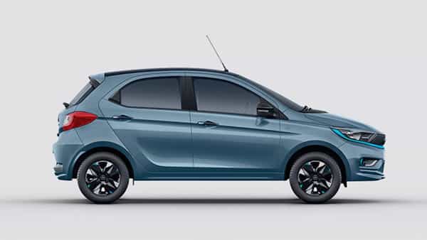 Best EV In India: ఎలక్ట్రిక్ కారు కోసం చూస్తున్నారా? తక్కువ ధరలో బెస్ట్ కారు ఇదే! ఫీచర్లు కూడా సూపర్!