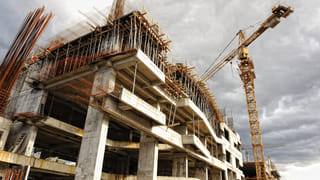 Video: 6 గంటలు రైలు టాయిలెట్‌లోనే ప్రయాణికుడు..! రైల్వే సిబ్బందికి అనుమానం వచ్చి..