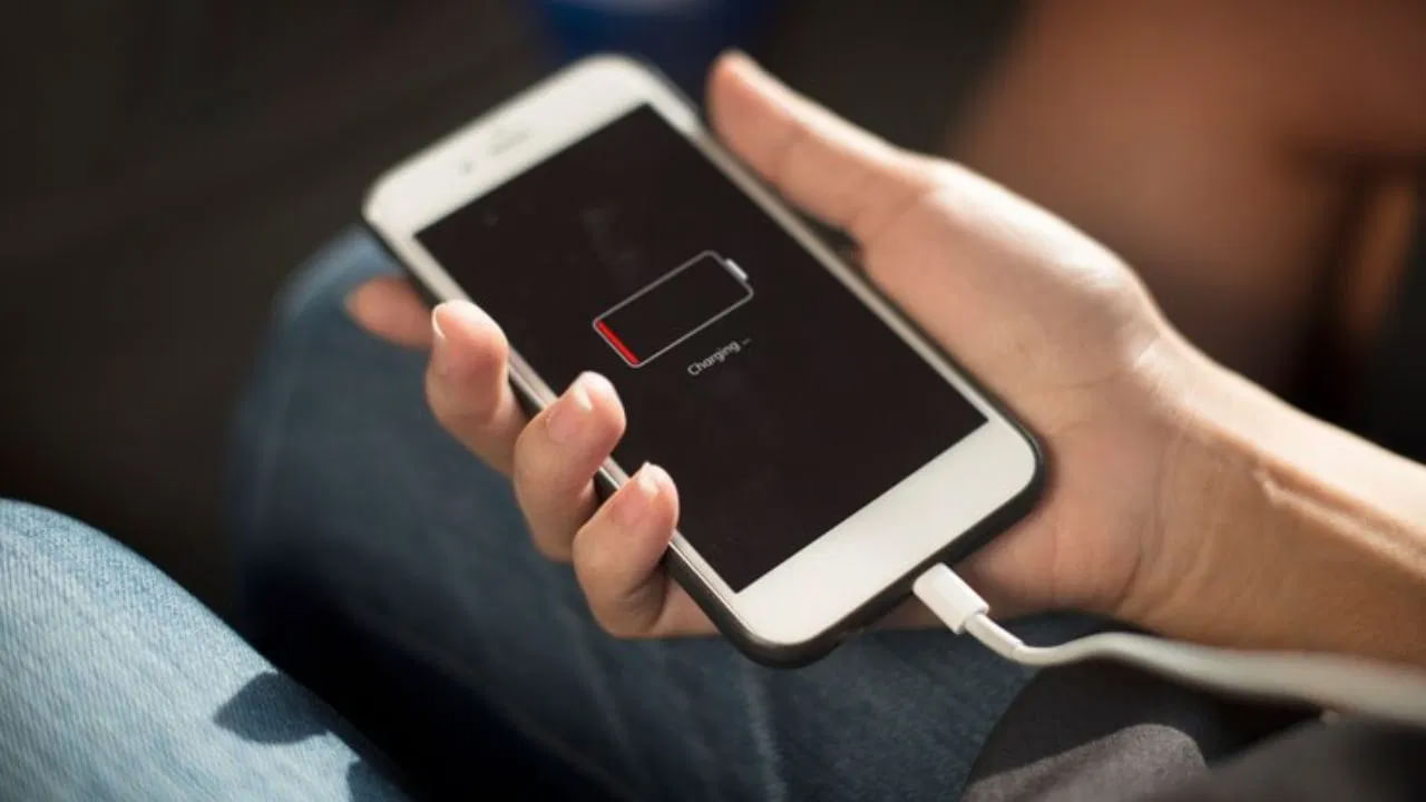 Charge Your Phone Without Charger 4