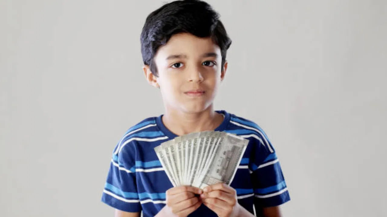 Tax Rules: మైనర్ పిల్లల ఆదాయంపై పన్ను ఎవరు చెల్లించాలి..? నిబంధనలు ఏమిటి?