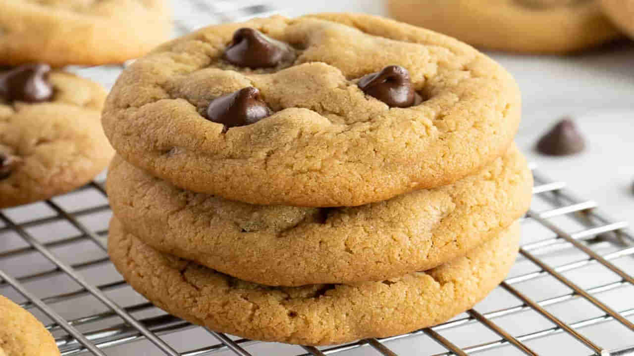 పిల్లలకు ఇష్టమైన చాక్లెట్ పీనట్ కుకీస్ ఇంట్లోనే చేసుకోండి.. రెసిపీ మీ కోసం