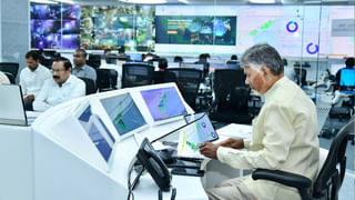 Andhra: ఉప్పాడ తీరానికి కొట్టుకువస్తున్న బంగారు రేణువులు.. ఎగబడ్డ జనం