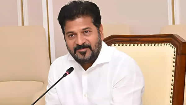 Revanth Reddy: సీఎం రేవంత్ రెడ్డి మరో సంచలన నిర్ణయం.. వాటి పేర్లు మార్పు..