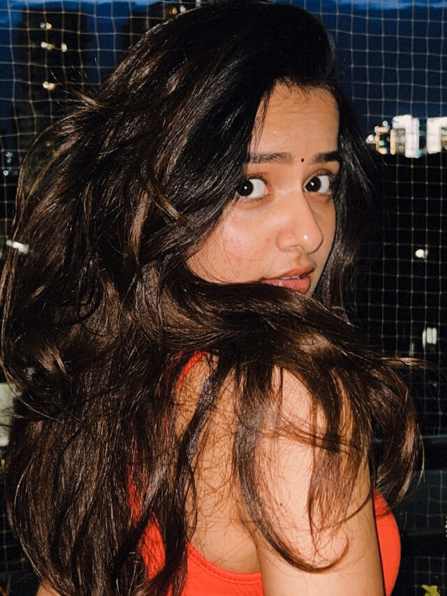 అదరగొట్టిన వైష్ణవి.. కుర్రాళ్ల గుండెల్లో ప్రింట్ గుద్దిందిగా..