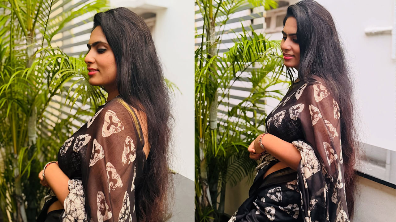  భర్తతో కలిసి దిగిన వెకేషన్, టూర్స్ ఫొటోలు, పండగలు ఇతర ప్రత్యేక సందర్భాల్లో దిగిన ఫొటోలను ఎప్పటికప్పుడు ఇన్ స్టా గ్రామ్ లో షేర్ చేస్తోంది తేజస్విని.