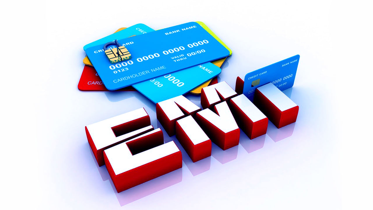 ఇప్పుడు మీ బడ్జెట్‌ను ఫిక్స్‌ చేయడం ముఖ్యం. అనవసరమైన ఖర్చులను ఆపివేసి, ముందుగా అత్యంత ఖరీదైన రుణాలను చెల్లించండి. మీరు మీరే ప్రణాళిక వేసుకోలేకపోతే, ఆర్థిక సలహాదారుడి సహాయం తీసుకోండి. అధిక వడ్డీ EMIలను వీలైనంత త్వరగా వదిలించుకోవడానికి ప్రయత్నించండి.